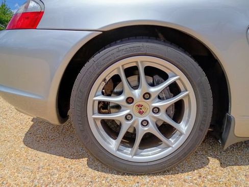 Used 2003 Porsche Boxster RWD image 32