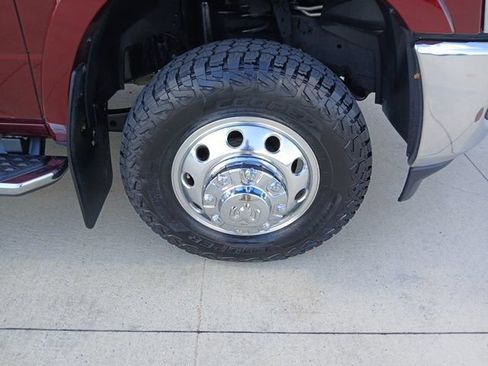 Used 2022 RAM 3500 Laramie w/ Chrome Appearance Group AWD/4WD image 26