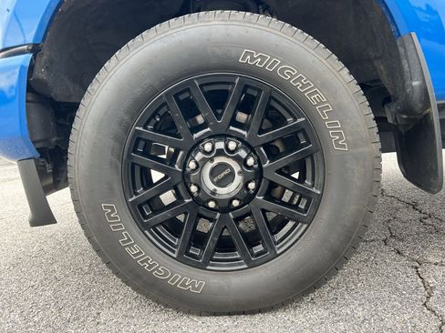 Used 2020 Ford F350 Lariat AWD/4WD image 12