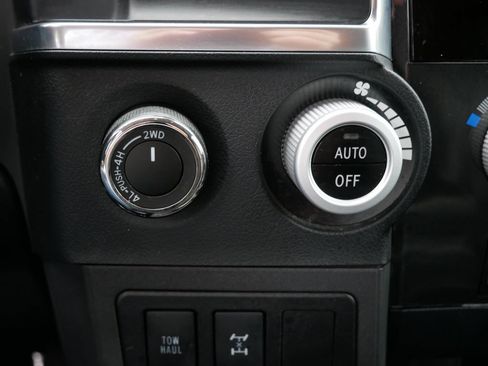 Used 2018 Toyota Sequoia TRD Sport AWD/4WD image 22
