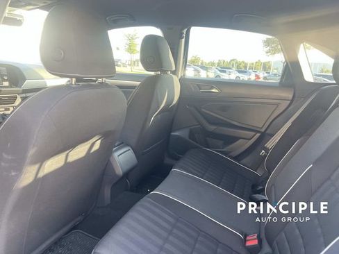 Used 2023 Volkswagen Jetta Sport FWD image 28