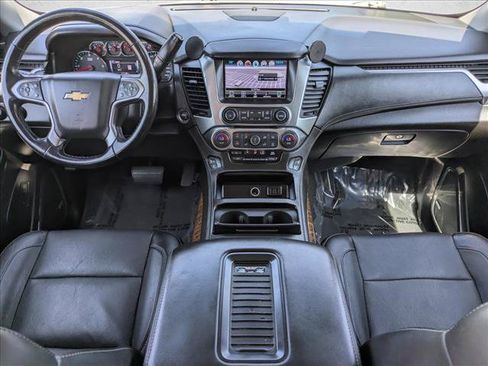 Used 2019 Chevrolet Suburban Premier AWD/4WD image 16