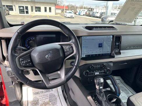 Used 2022 Ford Bronco Wildtrak AWD/4WD image 13