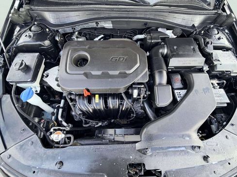 Used 2017 Kia Optima EX w/ Premium Package FWD image 10