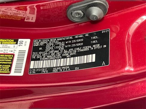 Used 2021 Toyota Sienna XSE image 30