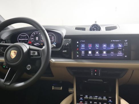 New 2026 Porsche Cayenne S AWD/4WD image 19