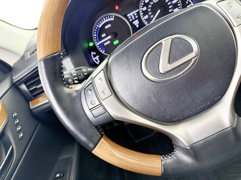 Used 2014 Lexus ES 300h w/ Luxury Package w/Bamboo Trim FWD image 51