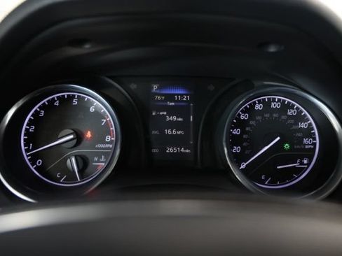 Used 2020 Toyota Camry SE FWD image 24