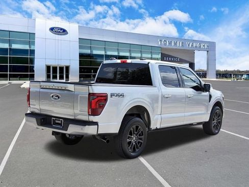 Used 2024 Ford F150 Platinum w/ FX4 Off-Road Package AWD/4WD image 4
