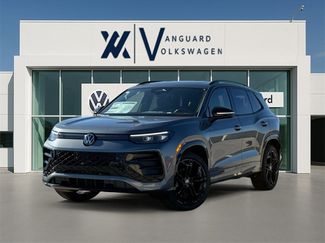 New 2026 Volkswagen Tiguan SE R-Line video 1