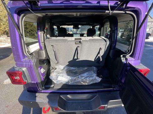 New 2026 Jeep Wrangler Rubicon w/ Xtreme 35 Tire Package image 38