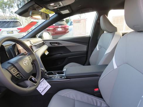 Certified 2026 Toyota Camry SE image 15