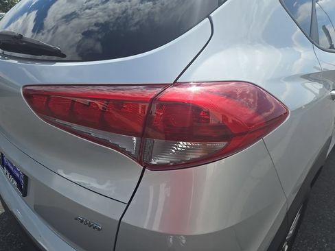 Used 2018 Hyundai Tucson SEL AWD/4WD image 34