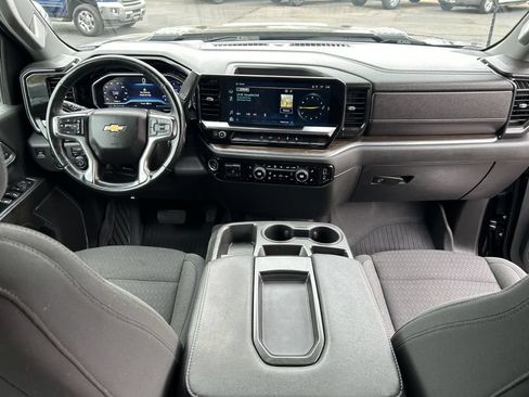Used 2024 Chevrolet Silverado 2500 LT AWD/4WD image 19