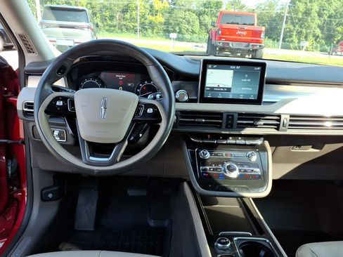 Used 2021 Lincoln Corsair FWD w/ Equipment Group 101A image 6