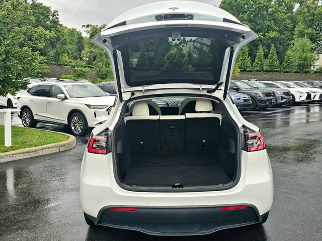 Used 2021 Tesla Model Y Long Range AWD/4WD image 10