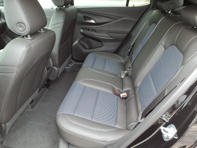 New 2026 Buick Envista Sport Touring w/ Convenience I Package FWD image 7