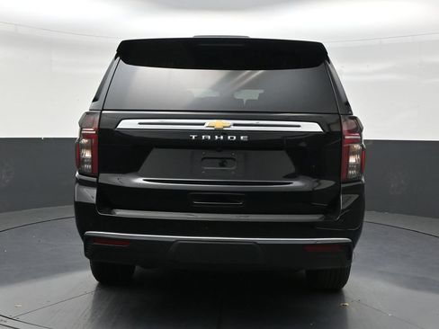 Used 2024 Chevrolet Tahoe LS RWD image 4