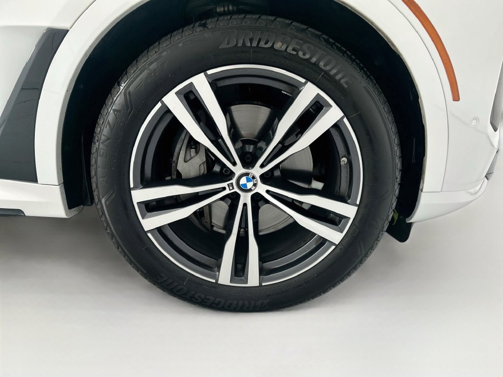 Certified 2025 BMW X7 xDrive40i w/ M Sport Package AWD/4WD image 31
