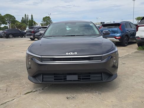 New 2026 Kia K4 FWD image 3