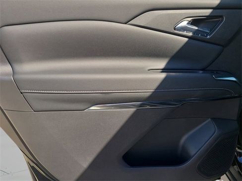 New 2026 Chevrolet Traverse LT w/ Midnight/Sport Edition image 17