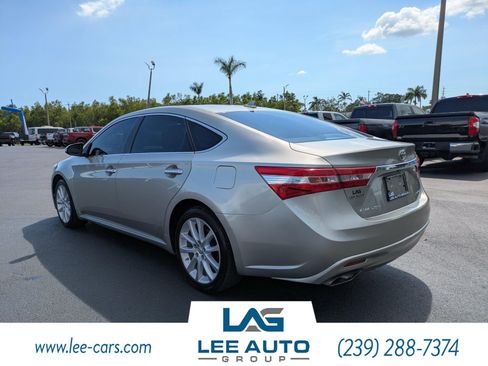 Used 2014 Toyota Avalon Limited FWD image 5