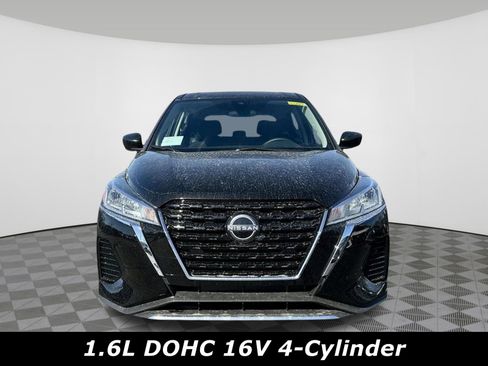Certified 2025 Nissan Kicks Play S FWD image 12
