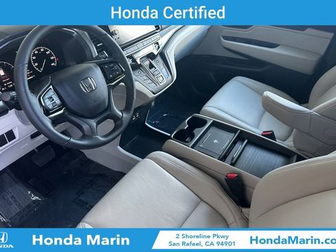 Certified 2025 Honda Odyssey EX-L image 13