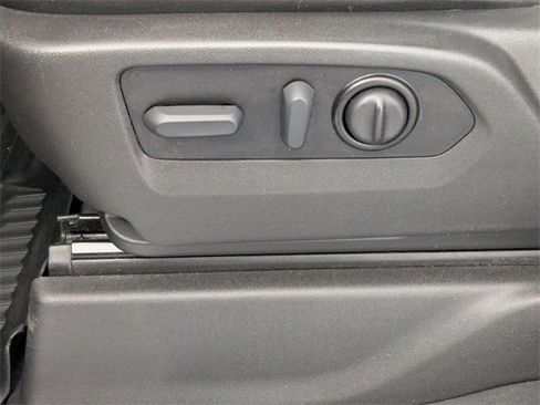 Used 2022 GMC Sierra 1500 AT4 w/ AT4 Premium Package image 15