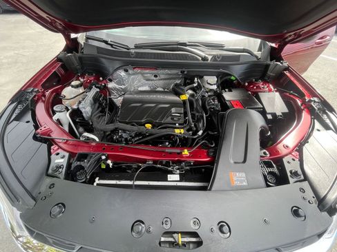 Used 2025 Chevrolet Trax LT w/ LT Convenience Package image 33