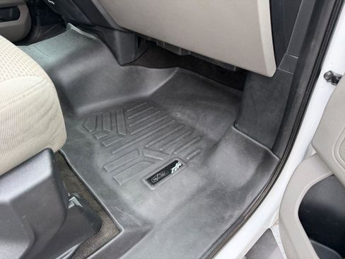 Used 2018 Ford F350 XLT image 45