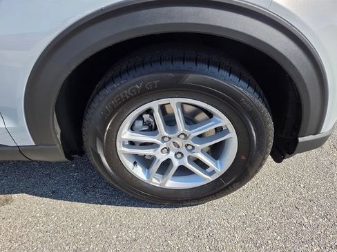 New 2026 Ford Explorer Active RWD image 43