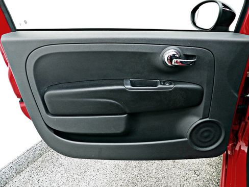 Used 2013 FIAT 500 Sport w/ Beats Audio Pkg image 7