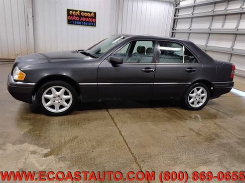Used 1995 Mercedes-Benz C 220 Sedan image 5