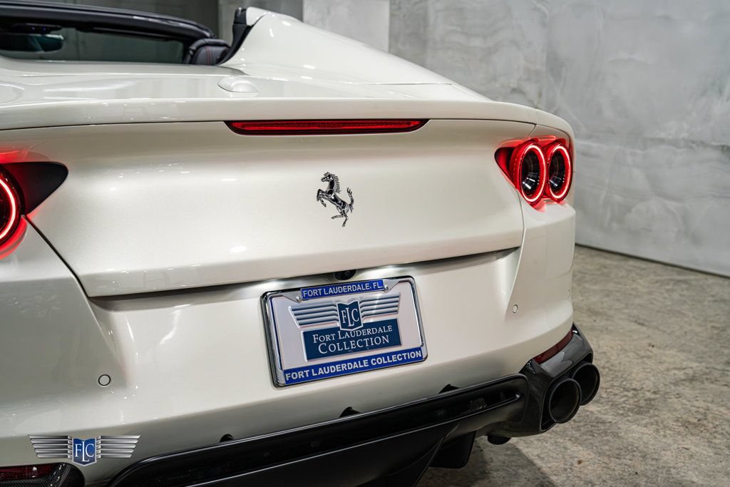 Used 2021 Ferrari 812 GTS RWD image 34