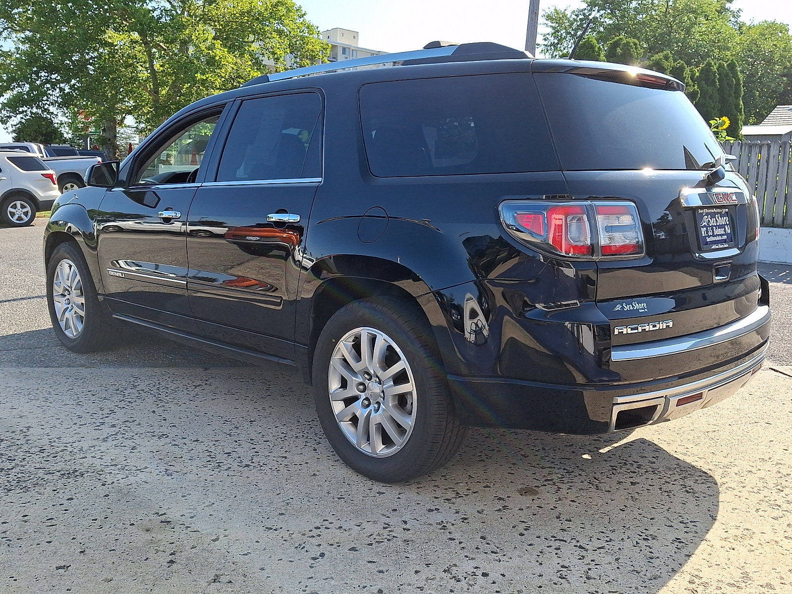 Used 2016 GMC Acadia Denali AWD/4WD image 4
