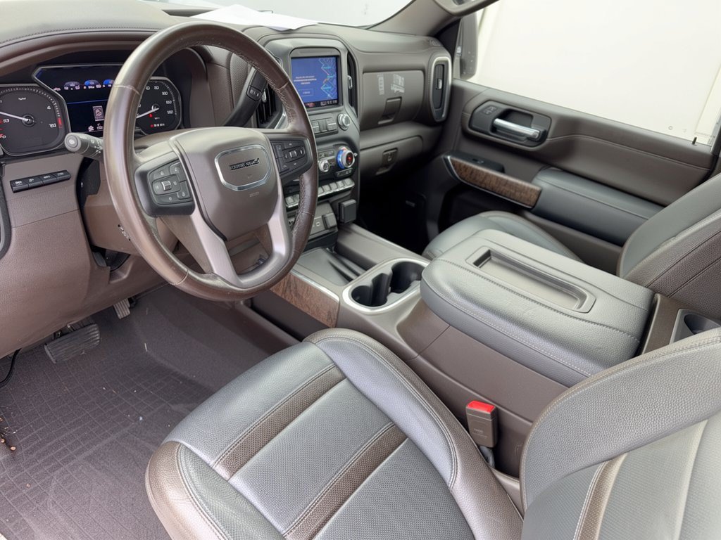 Used 2021 GMC Sierra 2500 Denali w/ Denali Ultimate Package AWD/4WD image 4