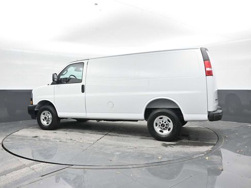 New 2025 GMC Savana 2500 w/ Driver Convenience Package image 3