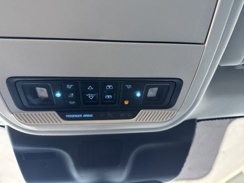 Certified 2025 Ford Expedition Max Platinum image 31