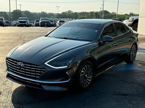 Used 2023 Hyundai Sonata Limited FWD image 5