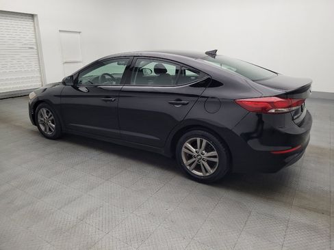 Used 2017 Hyundai Elantra SE image 3