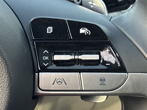 Used 2022 Hyundai Tucson Limited image 25