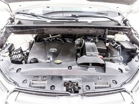 Used 2017 Toyota Highlander Limited FWD image 40