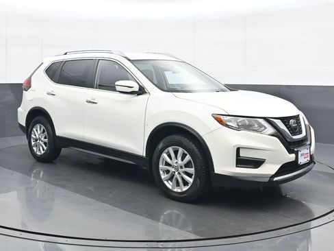 Used 2020 Nissan Rogue S w/ Special Edition Package image 9