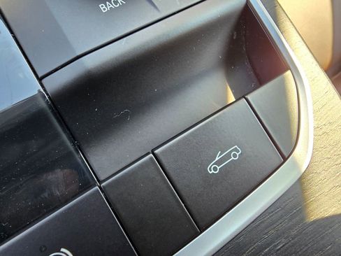 Used 2023 BMW 430i Convertible w/ Premium Package image 32