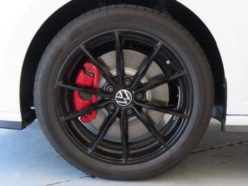 New 2026 Volkswagen Jetta GLI Autobahn FWD image 28