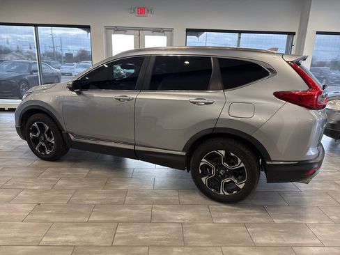 Used 2017 Honda CR-V Touring image 4