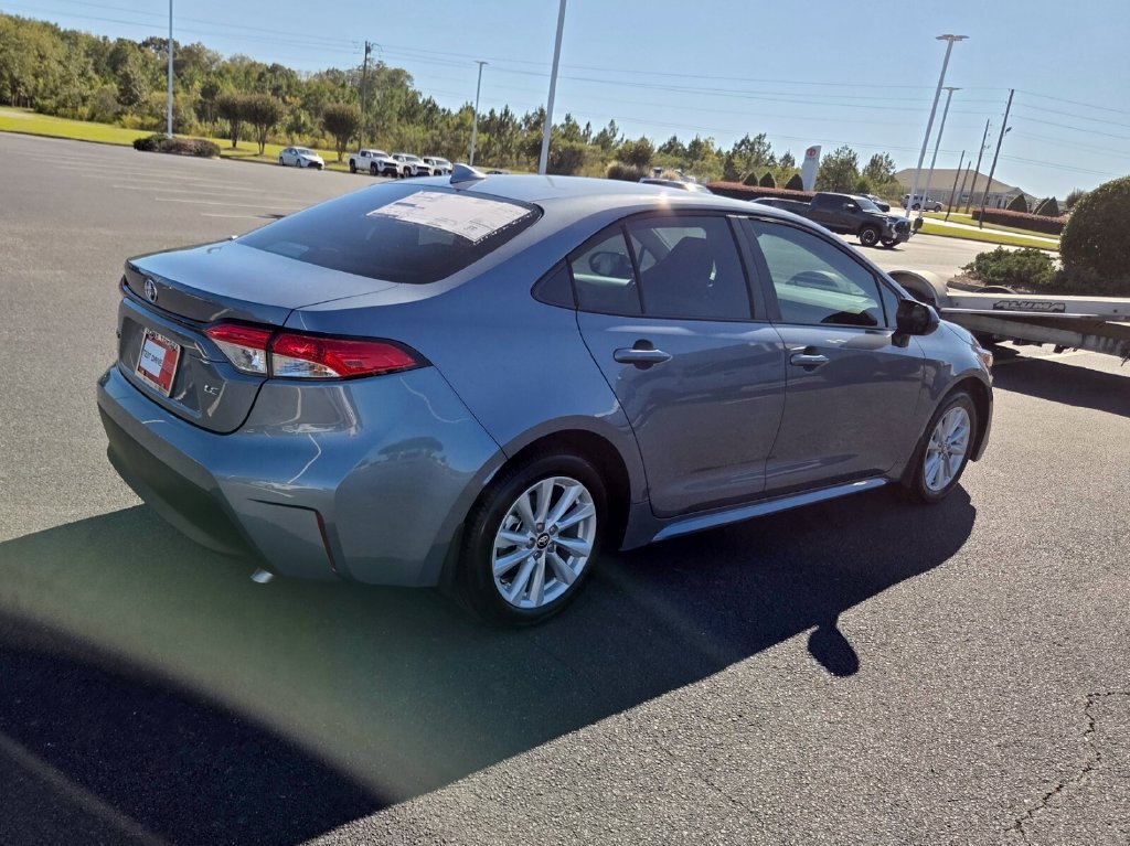 New 2027 Toyota Corolla LE w/ LE Premium Package FWD image 13
