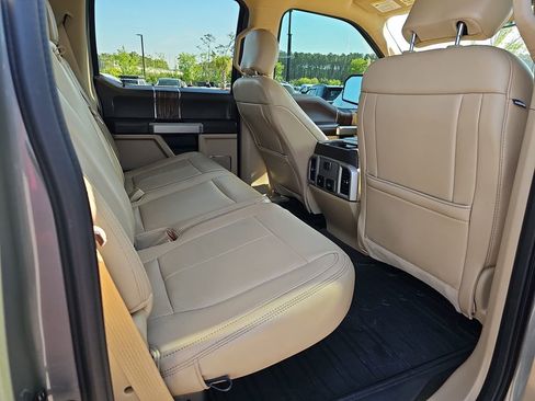 Used 2020 Ford F150 Lariat w/ Max Trailer Tow Package AWD/4WD image 14