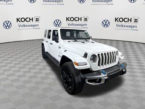 Used 2022 Jeep Wrangler Unlimited Sahara w/ Cold Weather Group image 2